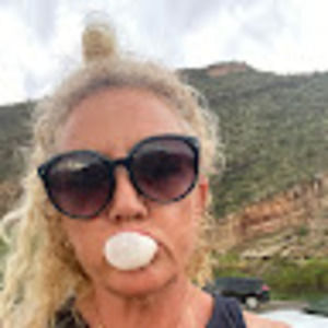 Meet your Posher, Erika